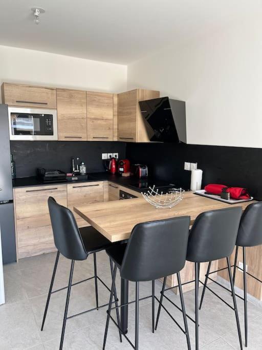 Superbe Appartement Neuf Aucalme Saint-Mandrier-sur-Mer Kültér fotó